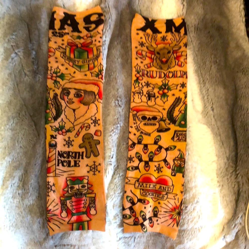 Tattoo Christmas arm covers